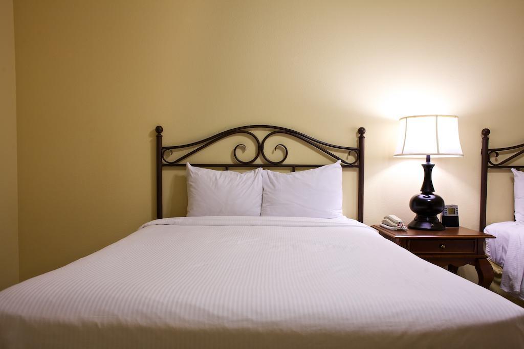 Wyndham Grand Desert Resort Лас Вегас Екстериор снимка