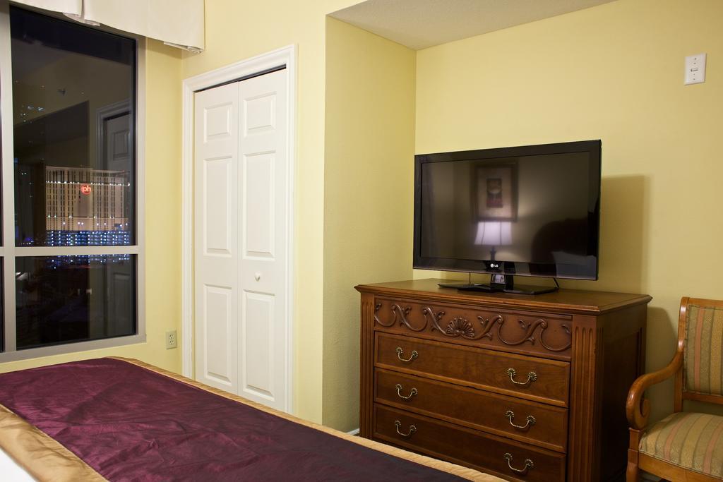 Wyndham Grand Desert Resort Лас Вегас Стая снимка
